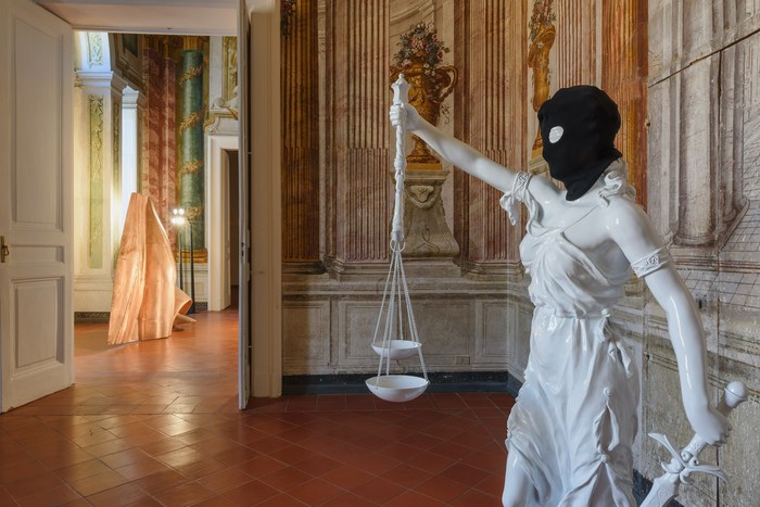 Così fan tutti, l’arte contemporanea a Villa Campolieto.